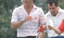lu-chien-soon-front-of-taiwan--sam-torrance-england-during-the-1984-malaysian-open-golf-championship_20100404_2009849181
